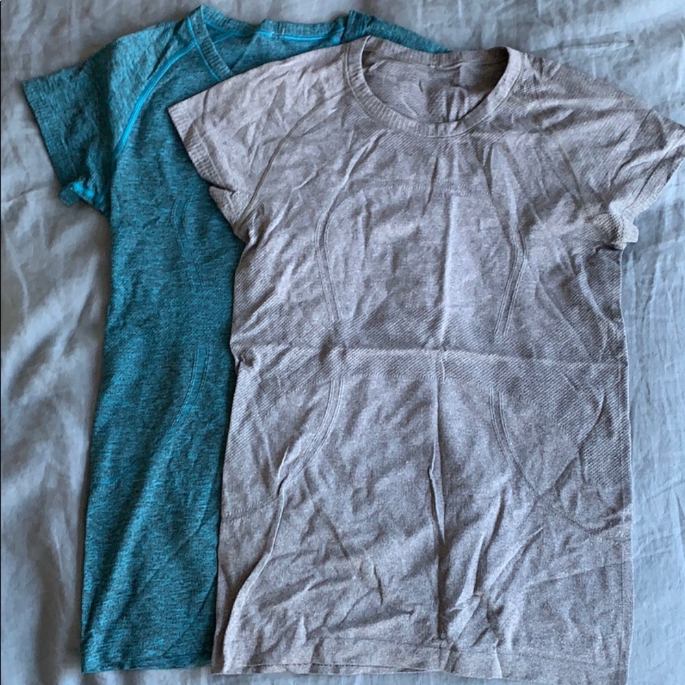TWO Lululemon Swiftly Tech Short Sleeve Tees